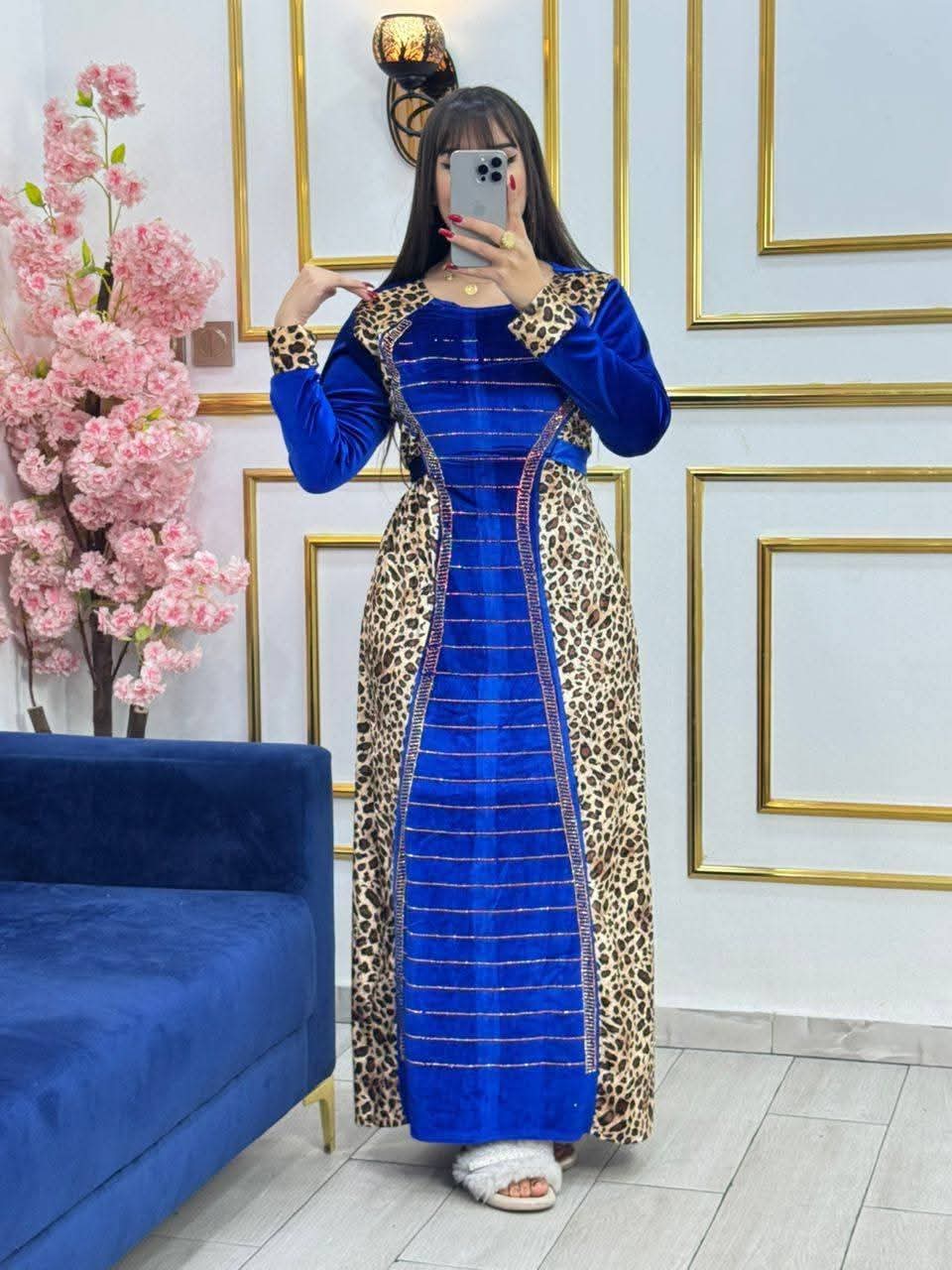 مودال قطيفة روايال نمري image