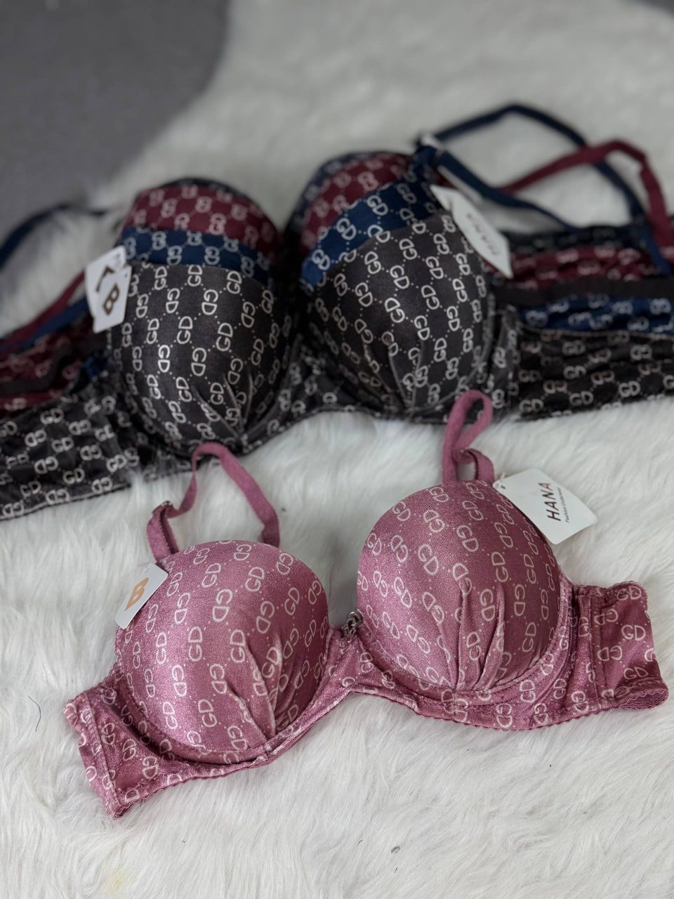 سوتيان ڨوتشي