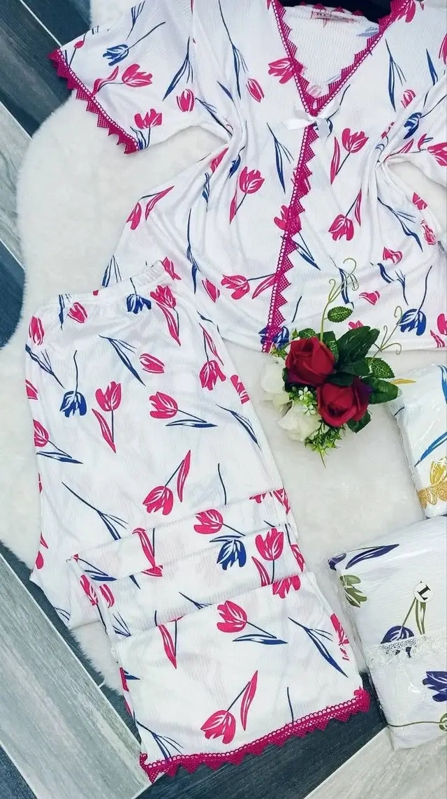 بيجاما القفلة image