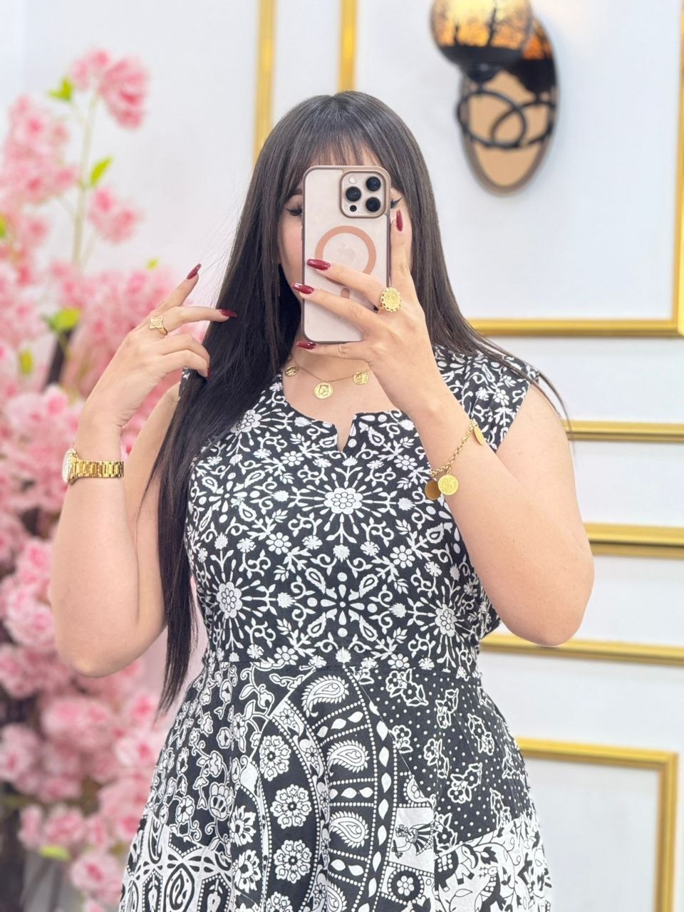 بدعية ديكولتي image