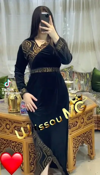 فساتين نسائية بالوان جميلة