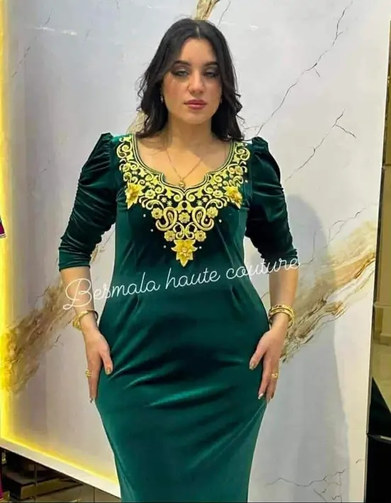 فساتين نسائية بالوان جميلة