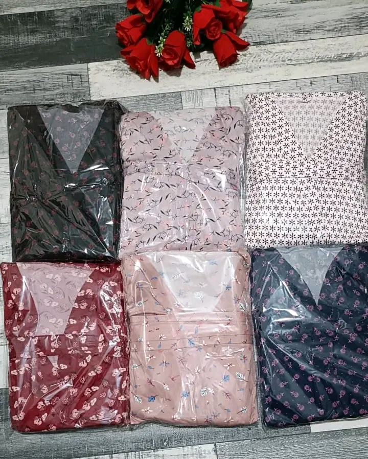 كيمينو وبيجامة image