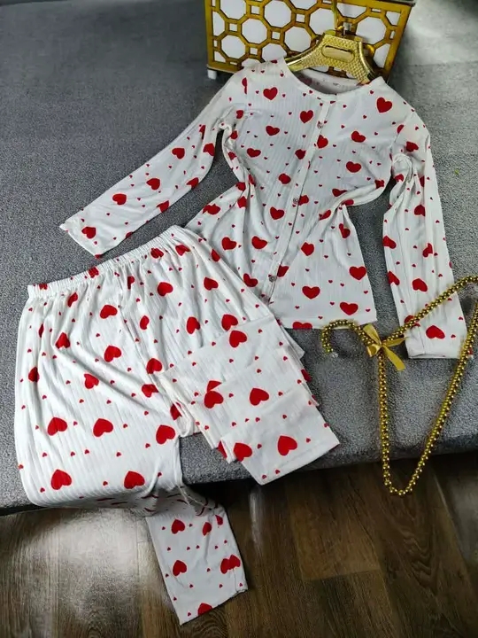 بيجاما لاكوت