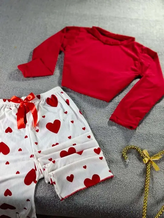 بيجاما لاكوت