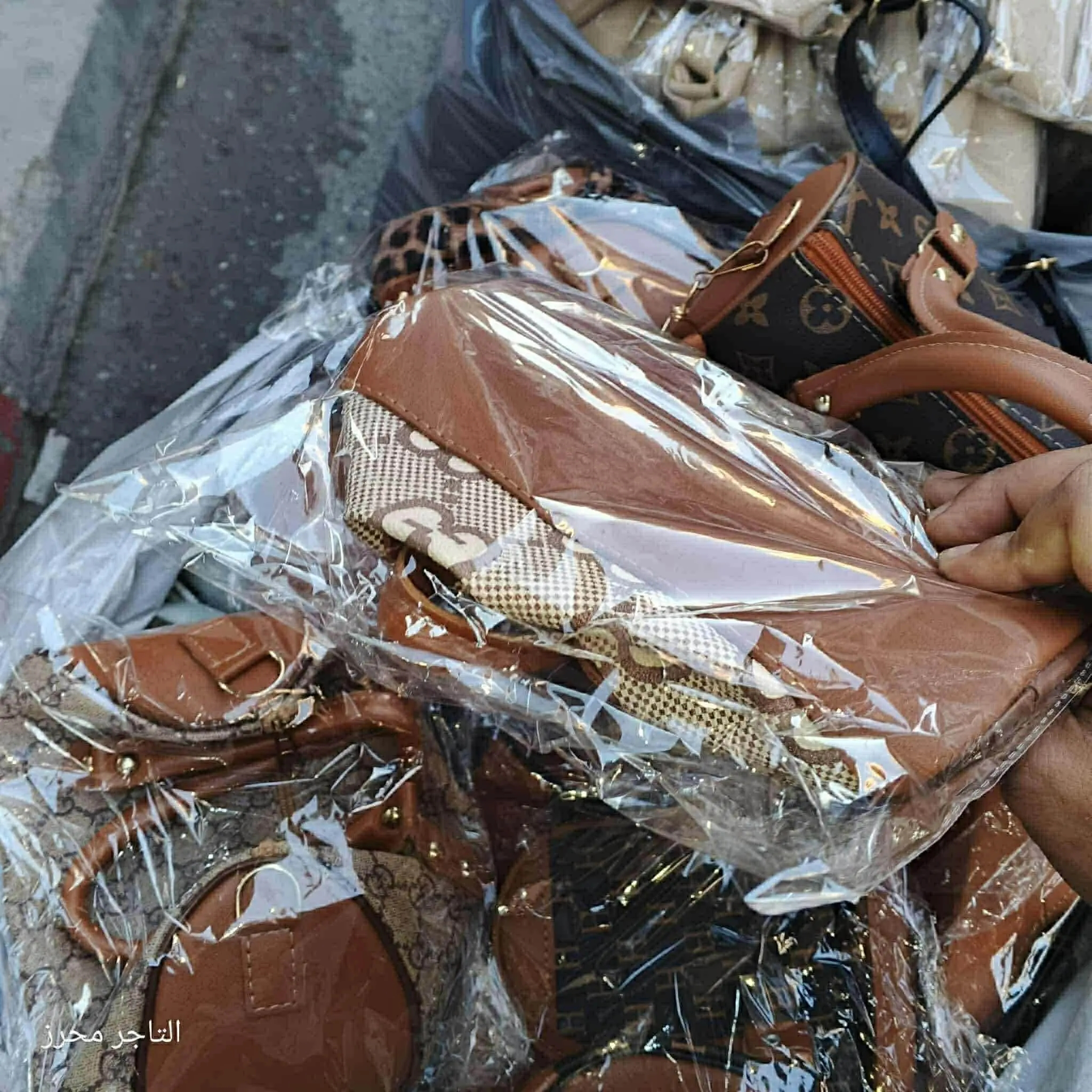 حقيبة صغيرة image