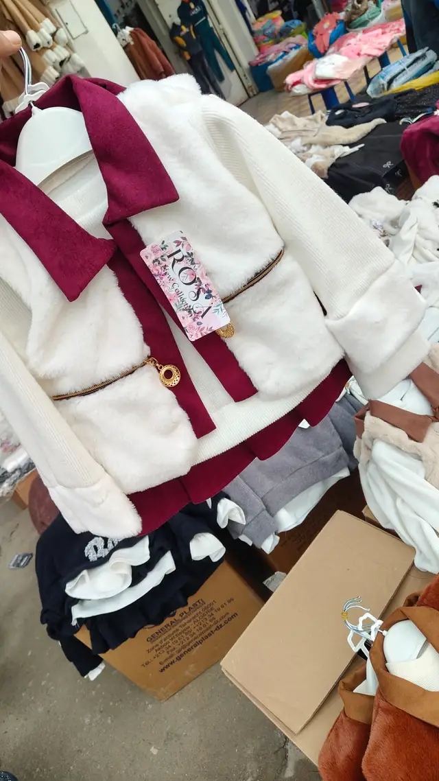 اونصومبل بنات شيك image