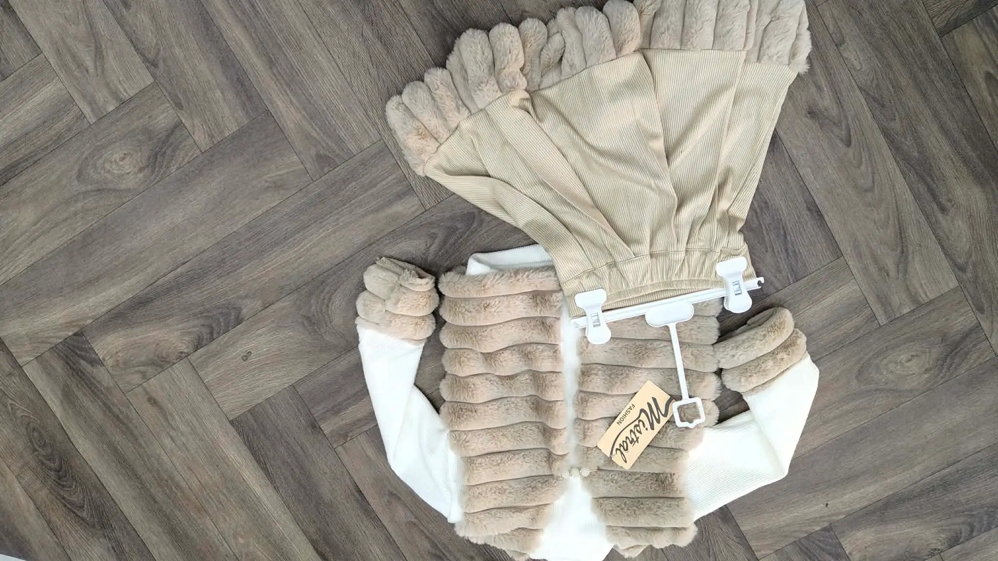 أناقة الشتاء لطفلتك ❄️💙