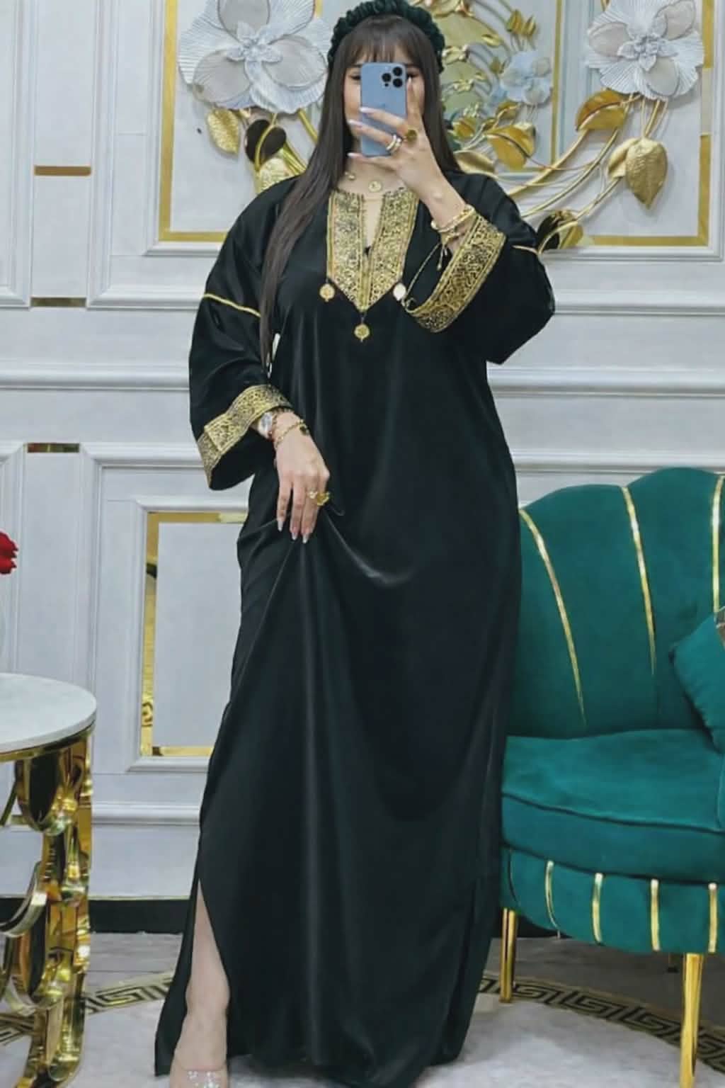 جبة قاطيفة تهبل image