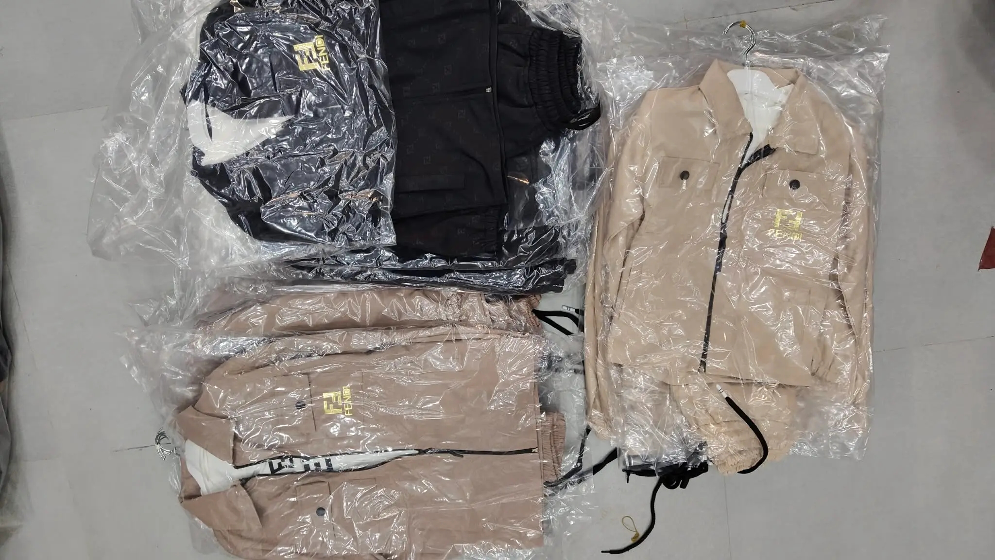 طقم أطفال عصري ومريح 👖✨ image