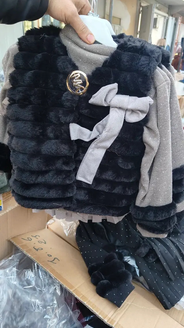 طقم شتوي أنيق لطفلتك 👧❄️ image