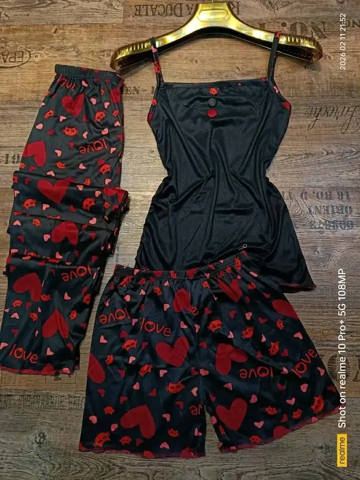 بيجاما نساء