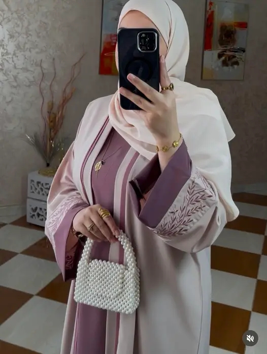 عباءة 2 بياس image