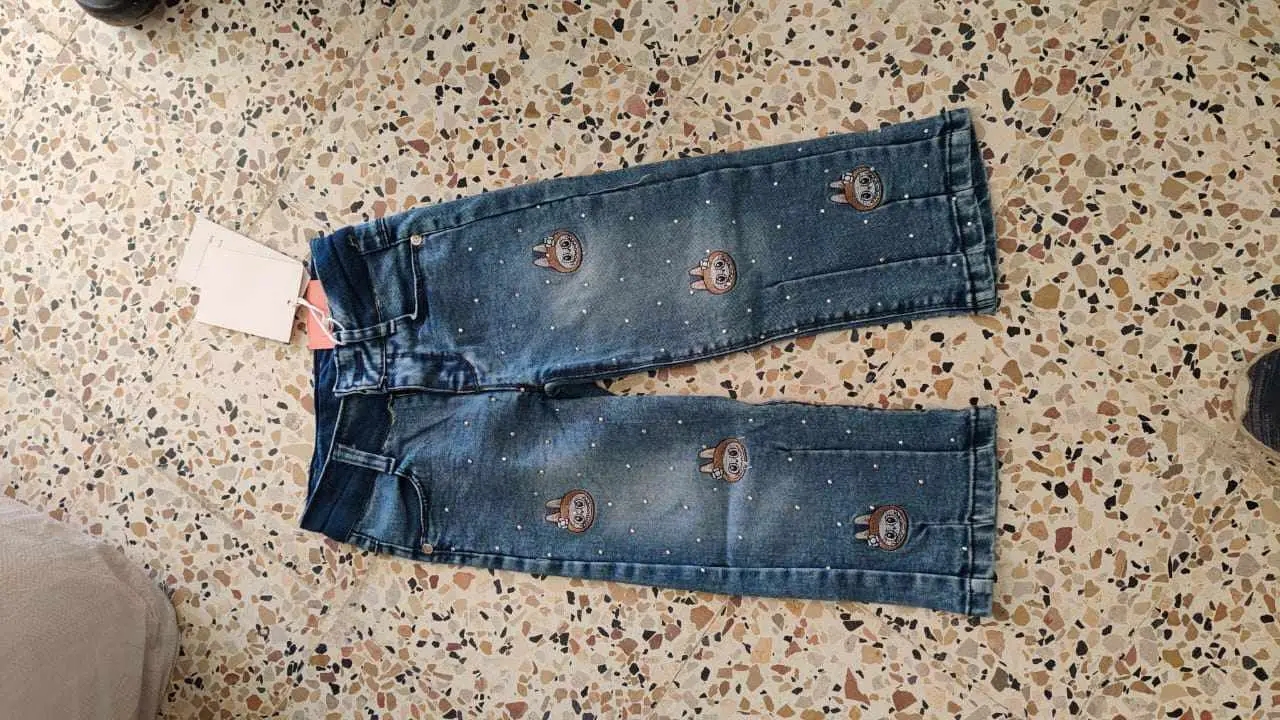 سروال لبوباي بنوتات