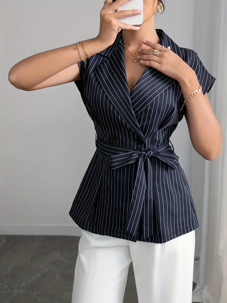 بليزر نسائي أنيق