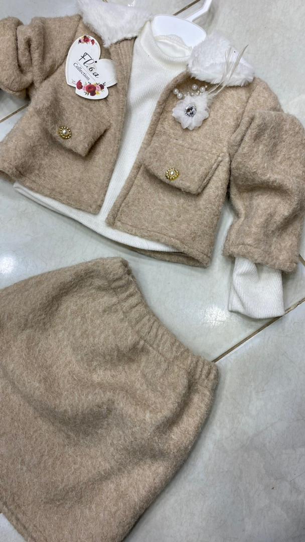 اونصومبل شيك كلاس