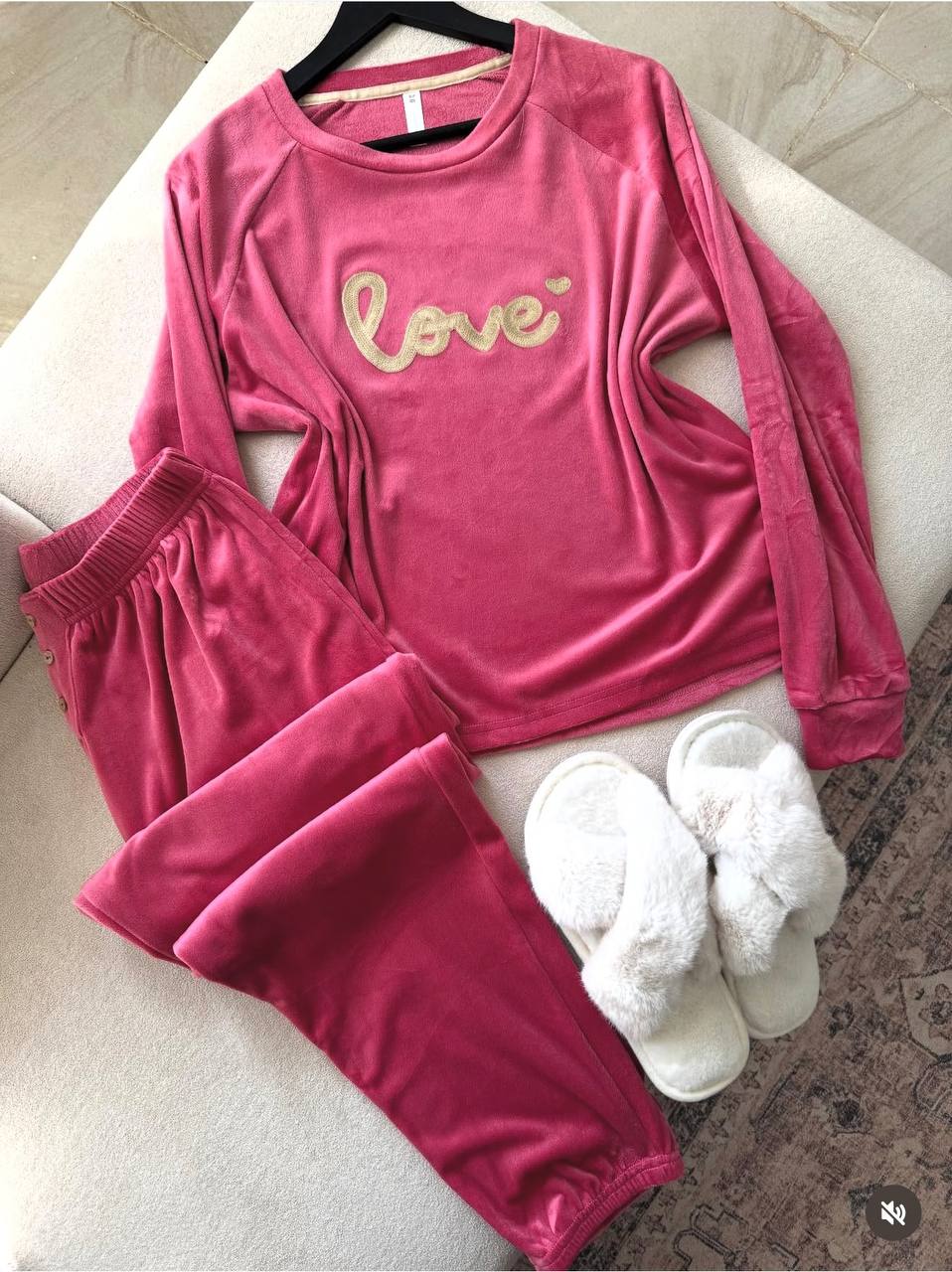 بيجاما نصف بولار ناعمة الملمس دافئة و شيك ❤️ Love
