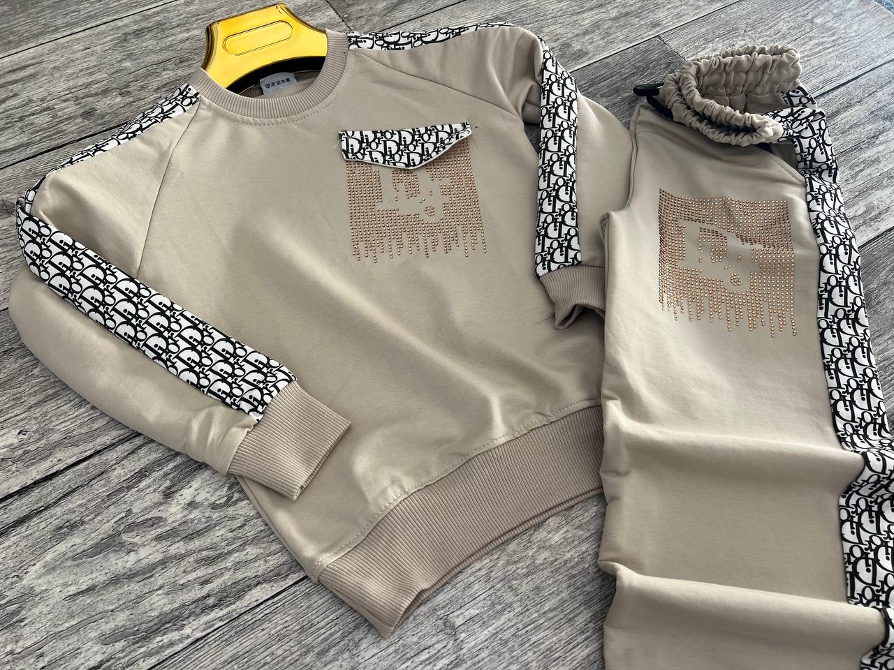 ملابس اطفال image