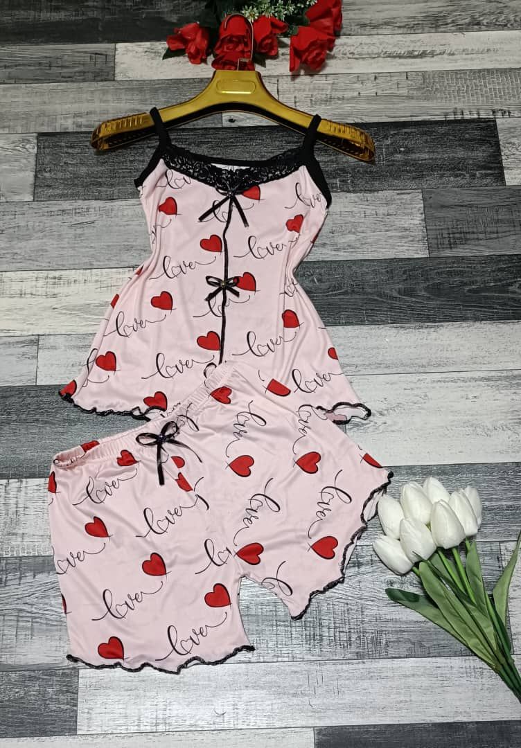 بيستي وشورت image