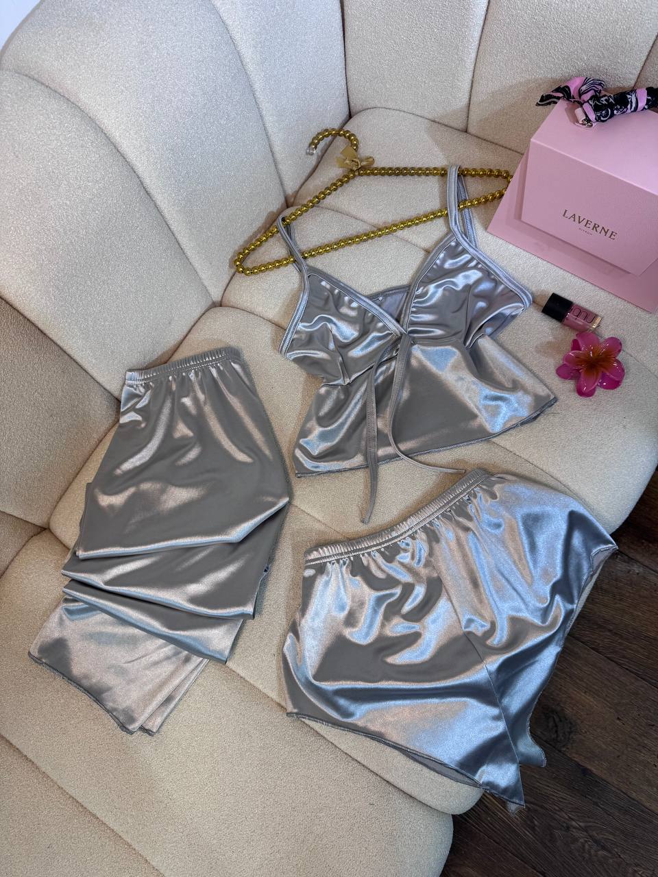 بيستي شورط سروال image