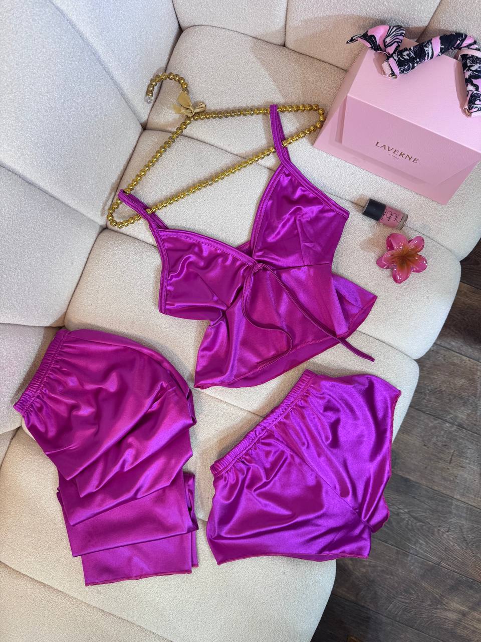 بيستي شورط سروال image