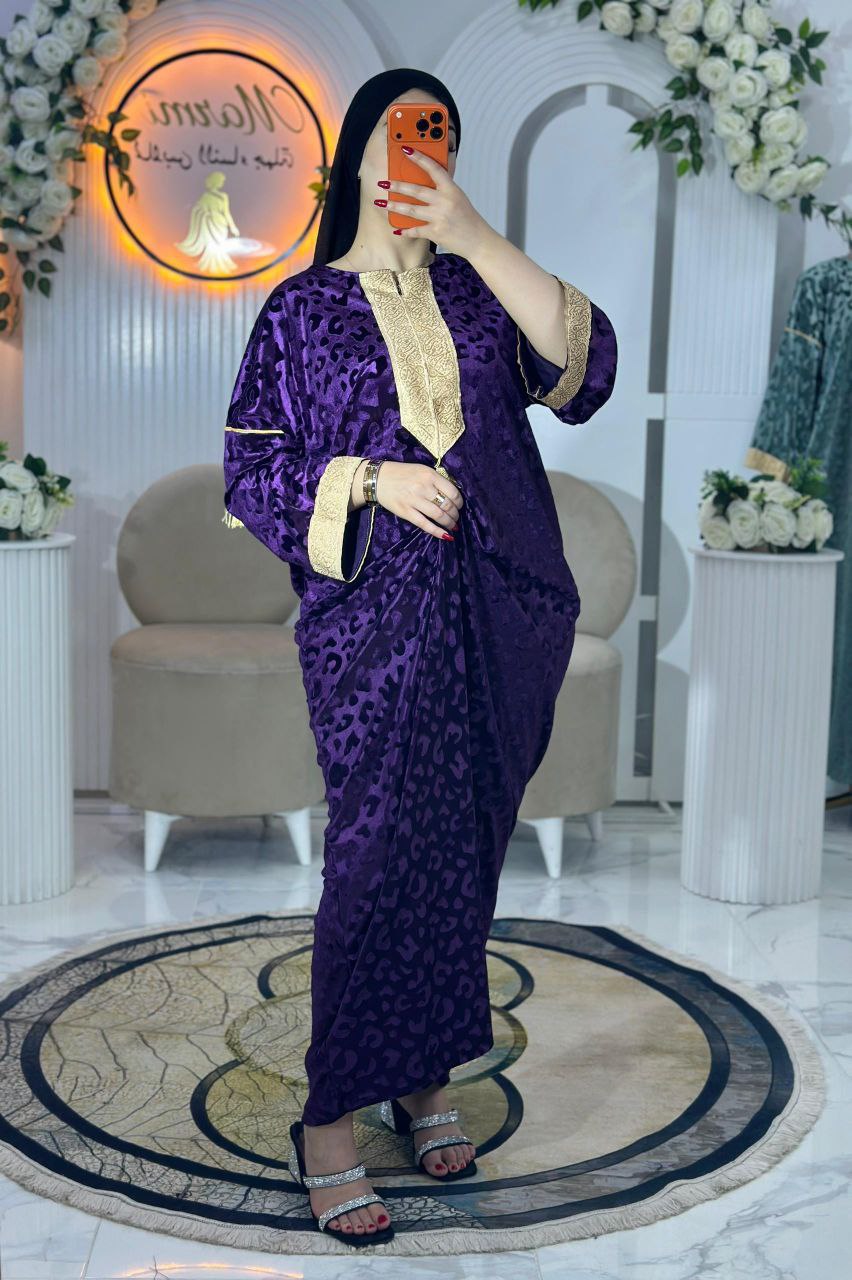 جبة قاطيفة تهبل