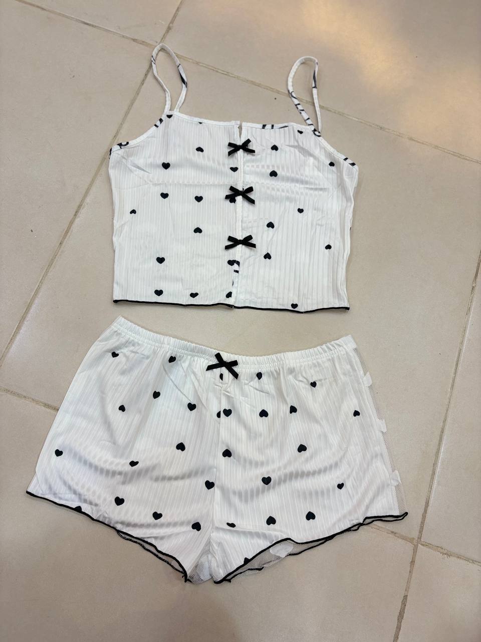 بيستي وشورت