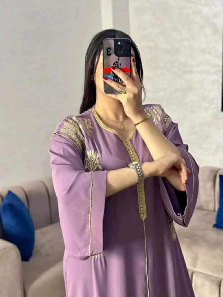 فساتين نسائية بالوان جميلة