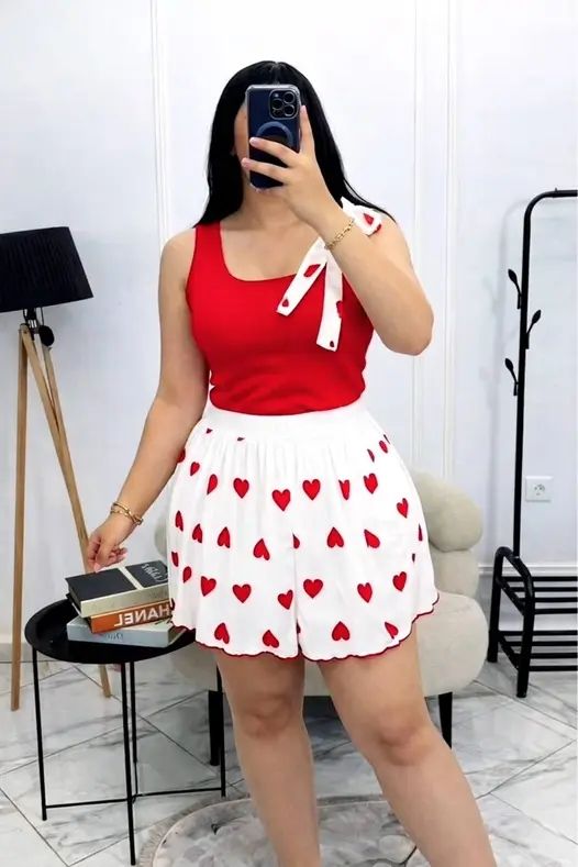 دوبياس بيستي شورت