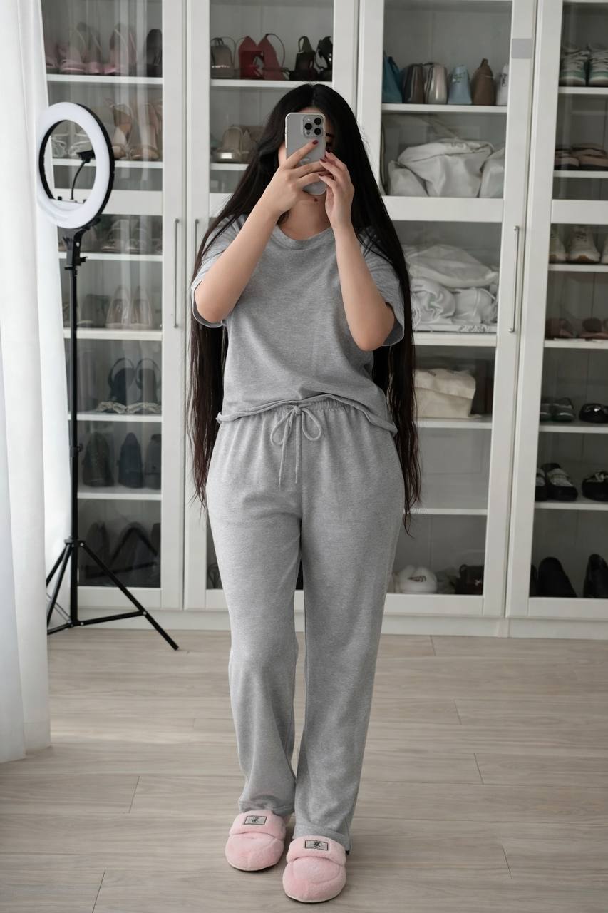 بيجامة zara image