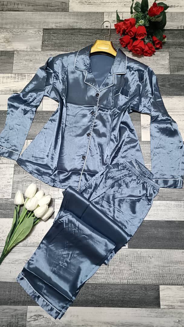 بيجامة ساتا