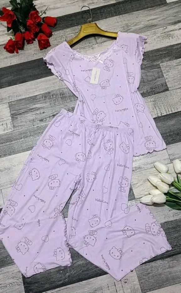 بيجامة لورا image