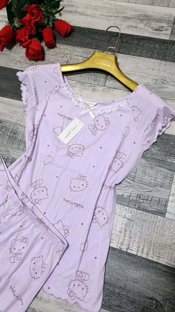 بيجامة لورا image