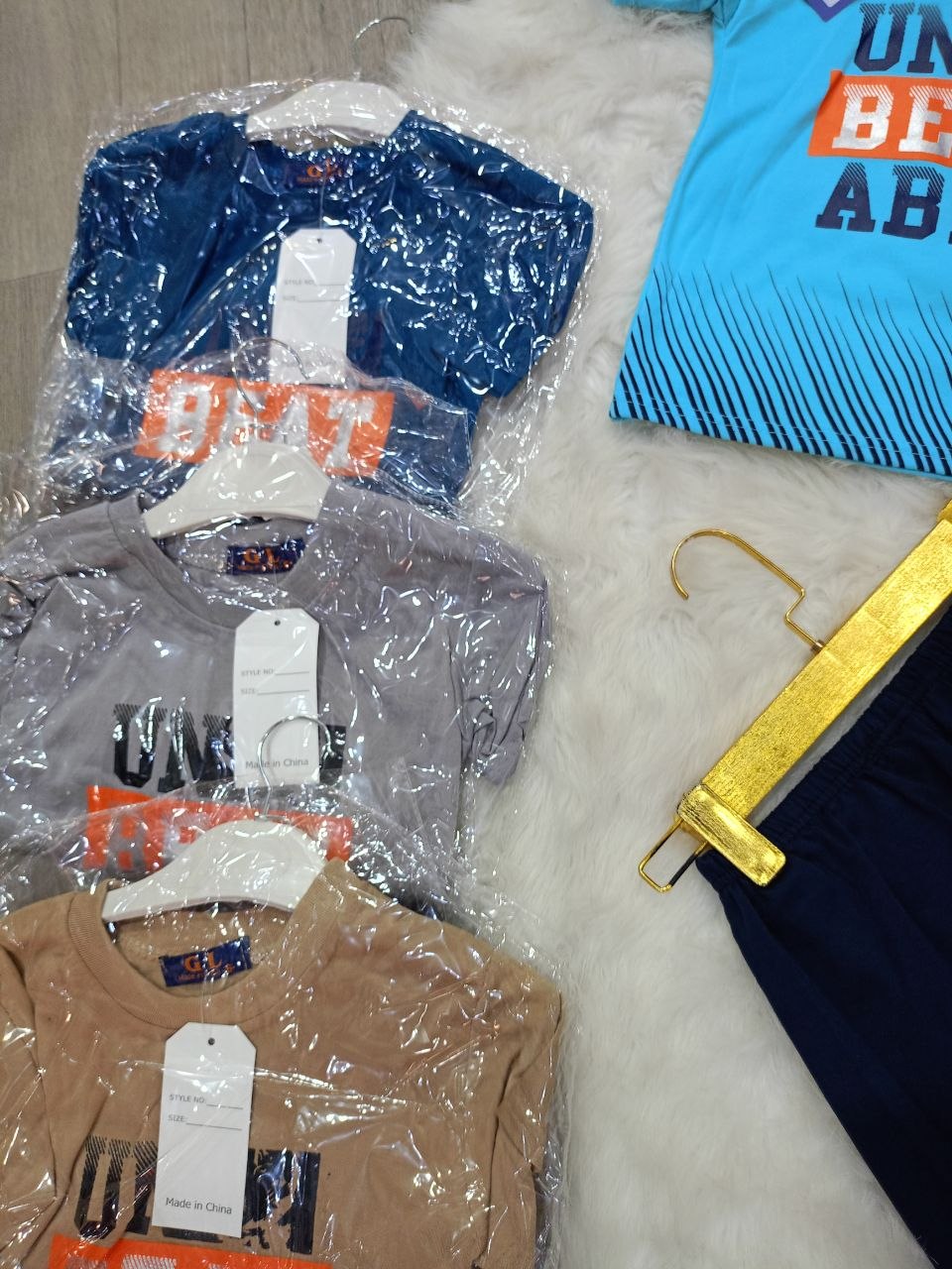 انصوبل اولاد صغار image