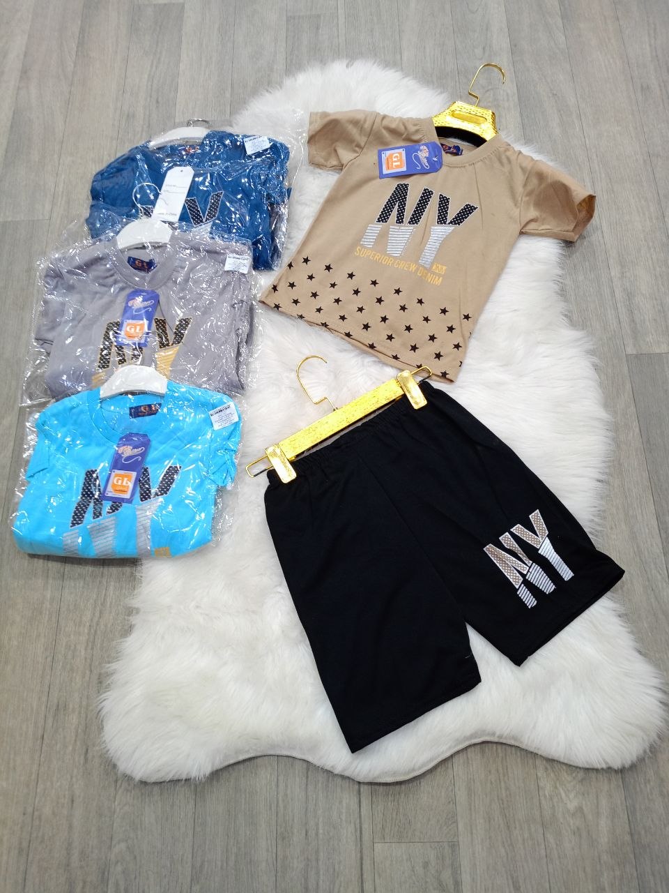 انصوبل اولاد صغار image