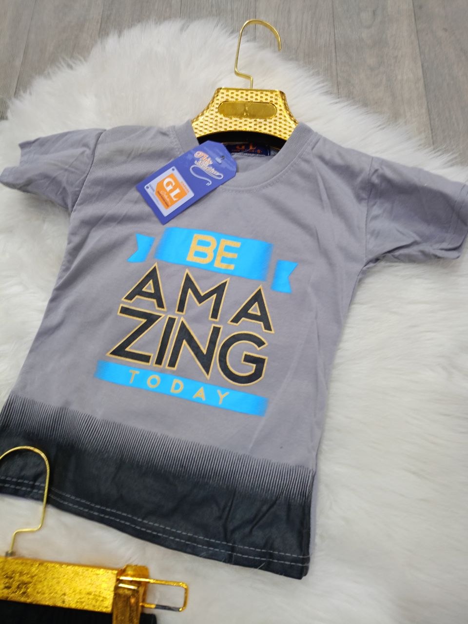 انصوبل اولاد صغار image