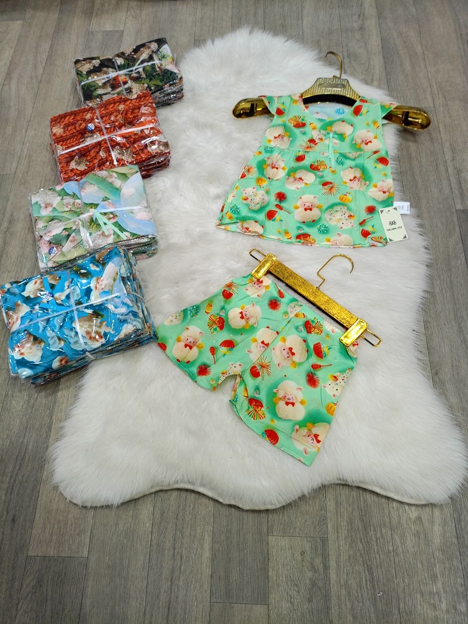 انصوبل اولاد صغار image