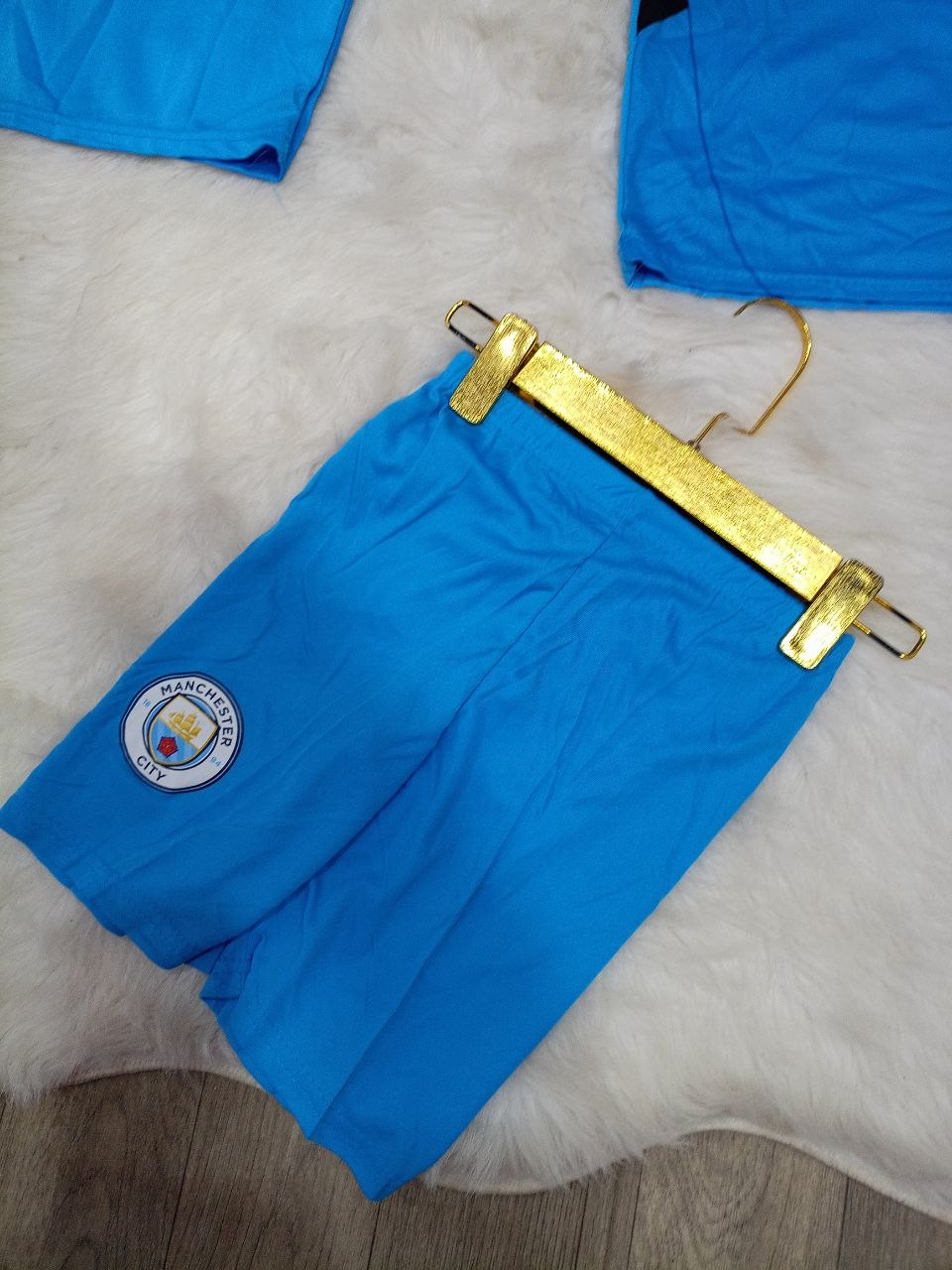 انصوبل اولاد صغار image