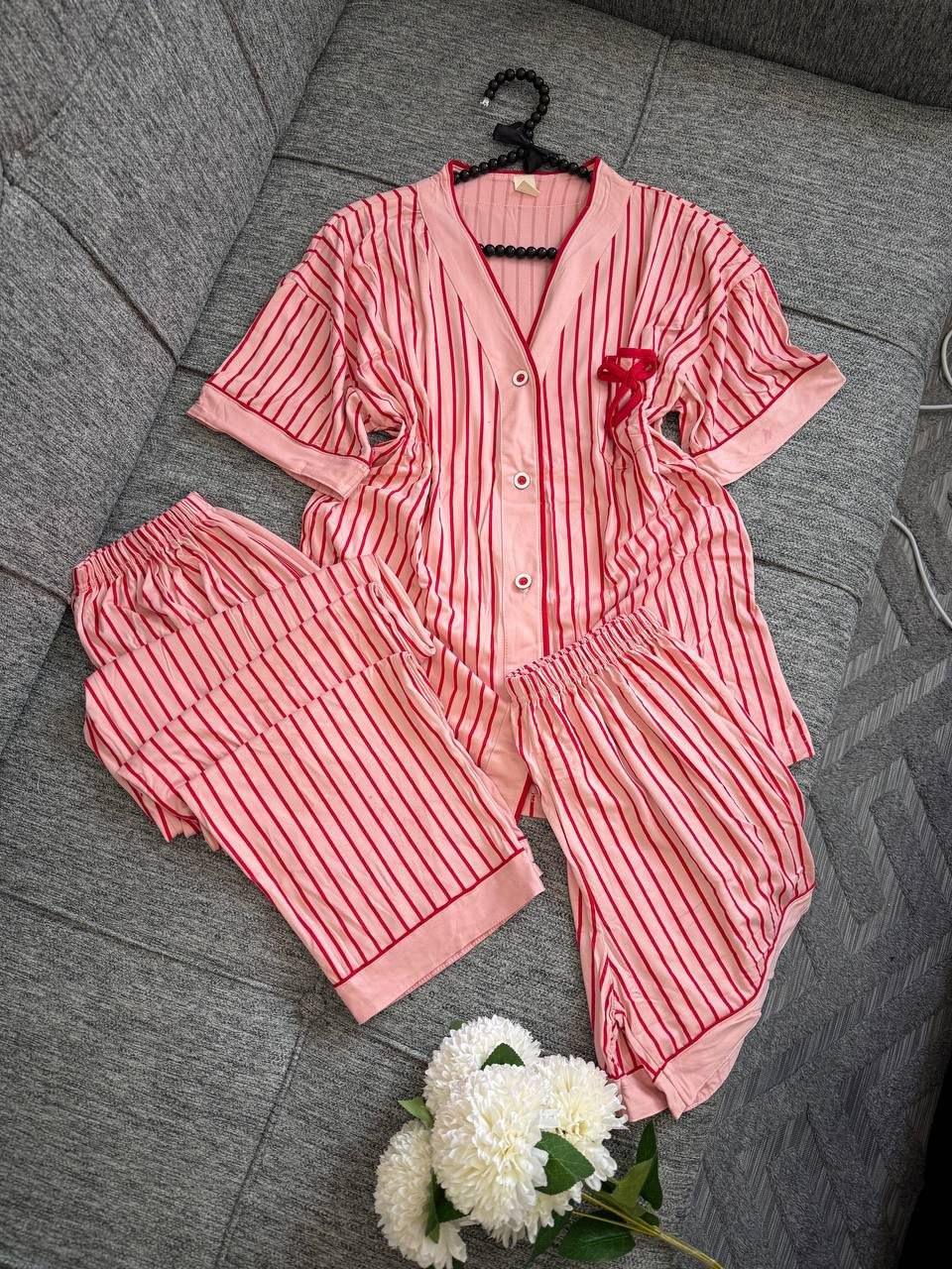 بيجامة 3 بياس image