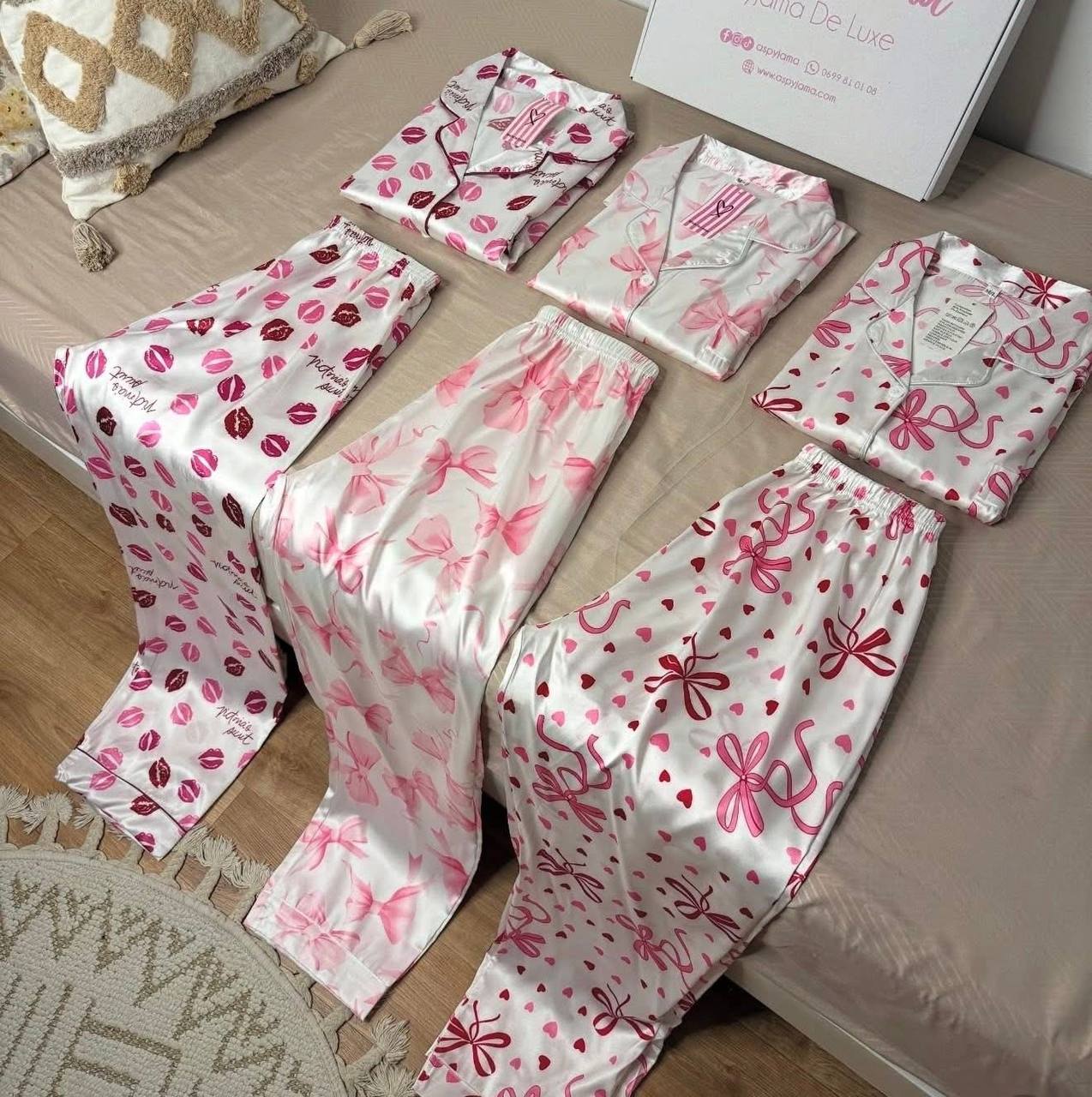 بيجاما ساتان image