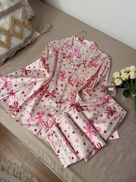 بيجاما ساتان image