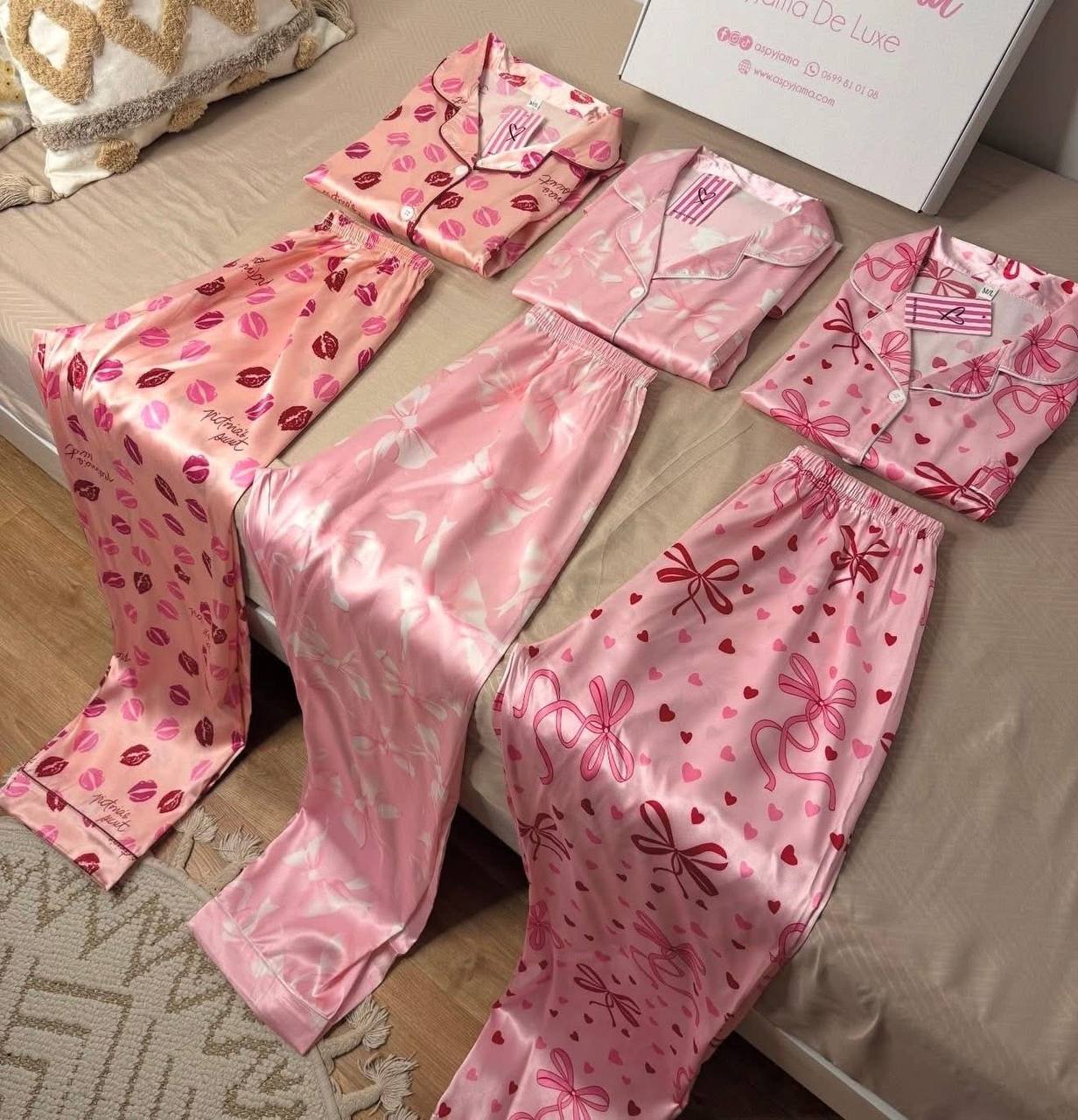 بيجاما ساتان image