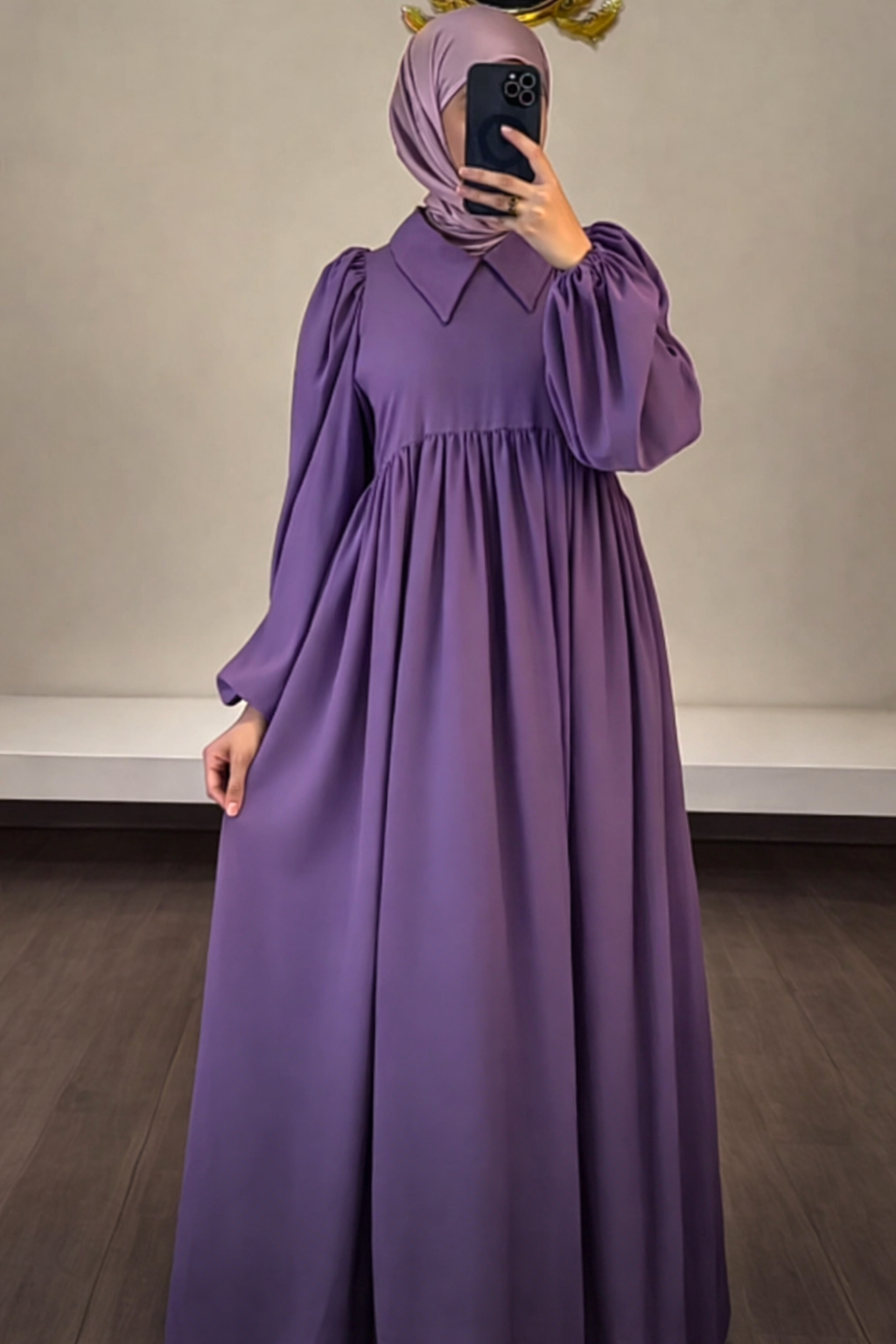 حجابات نسائية طويلة بقماش برادا