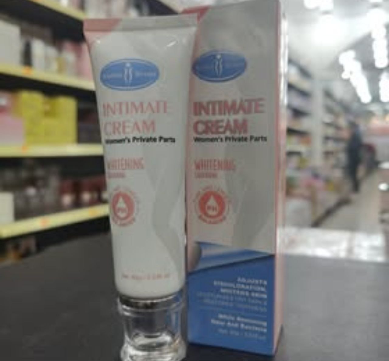 Crème Éclaircissante Intime pour Femmes - Tube.