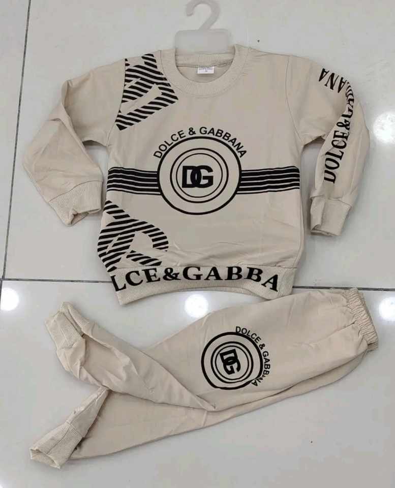 ملابس اطفال image