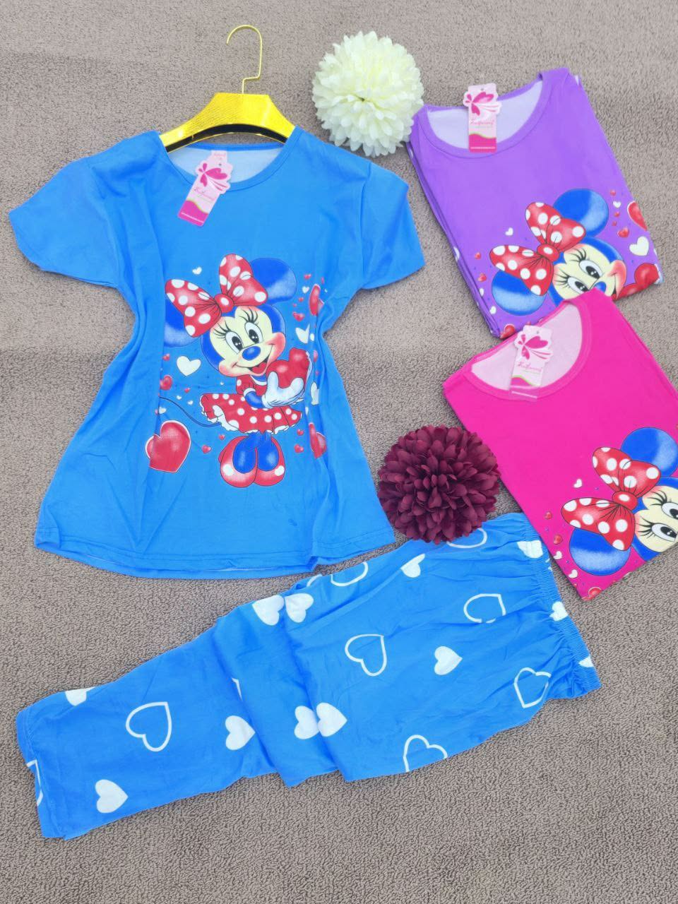 بيجامة بنوتات image