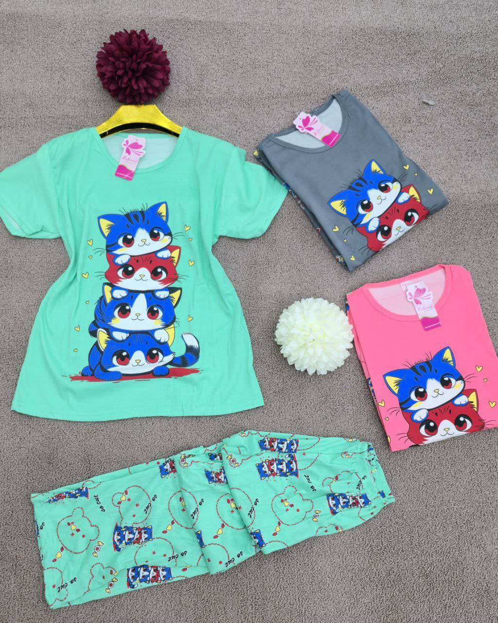 بيجامة بنوتات image