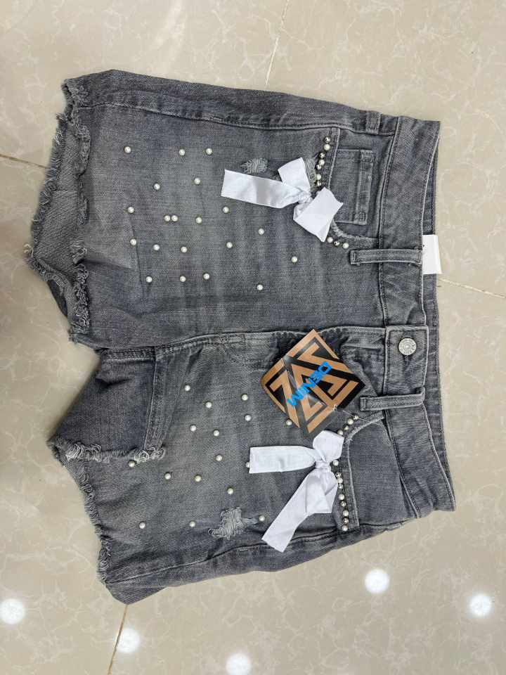 شورت جين image