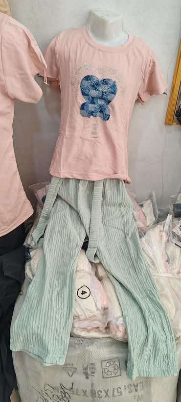 ملابس اطفال