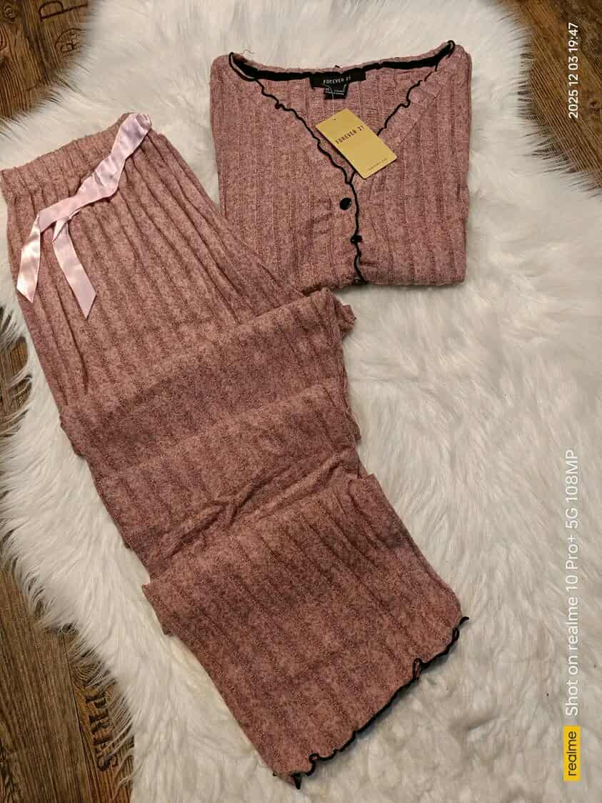 بيجامة كوتون قفلة امبورطاااسيو